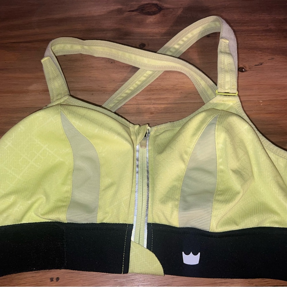 Shefit Ultimate Sports Bra, size Luxe